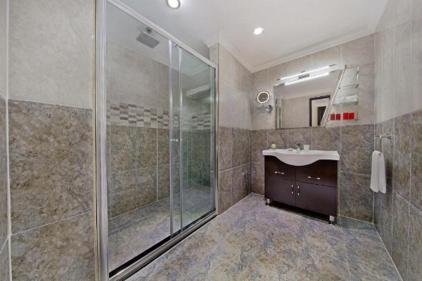Ezdan Hotel, Residences image 21